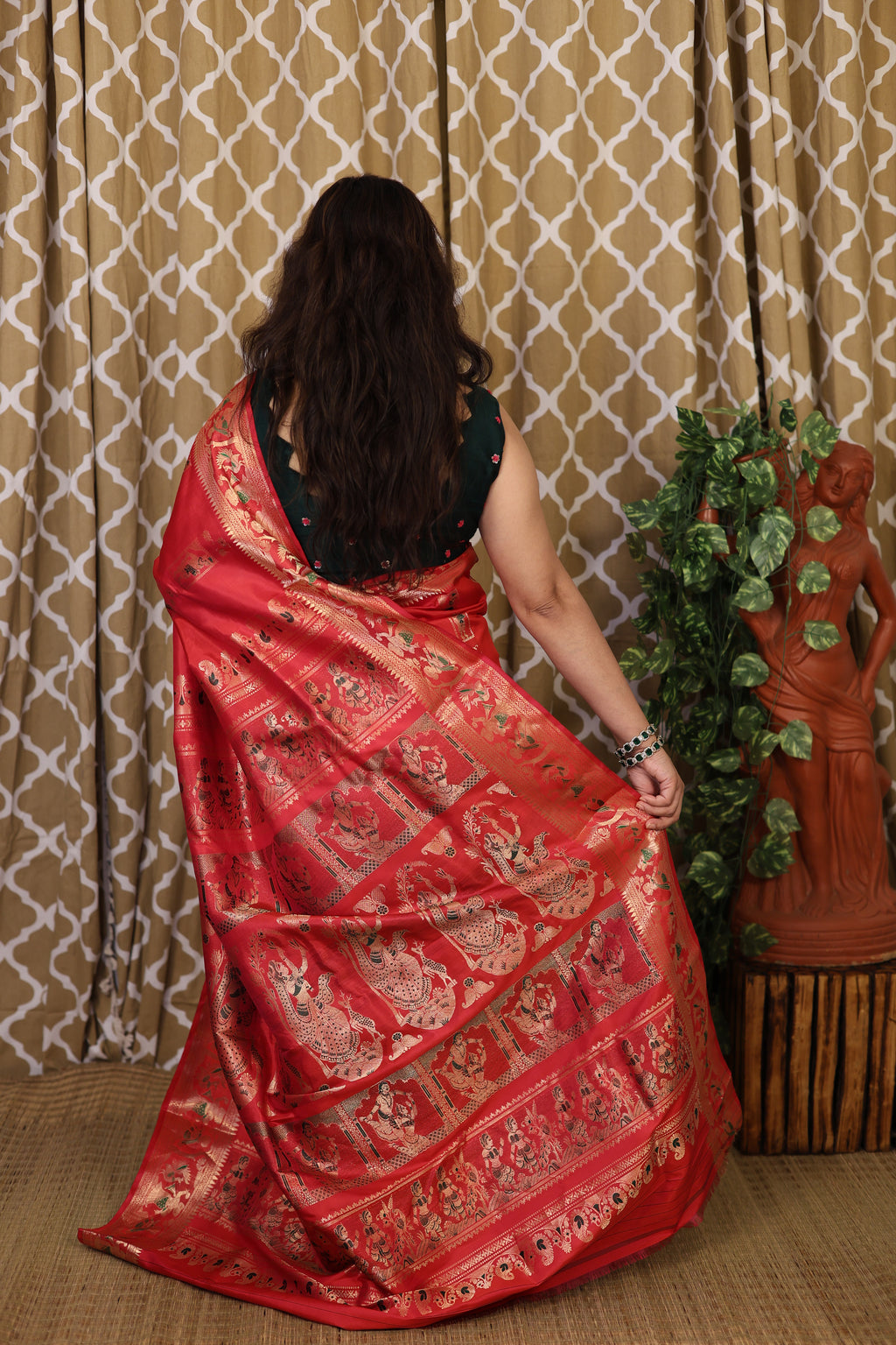Rani Pink Baluchari Silk Saree - photo 4