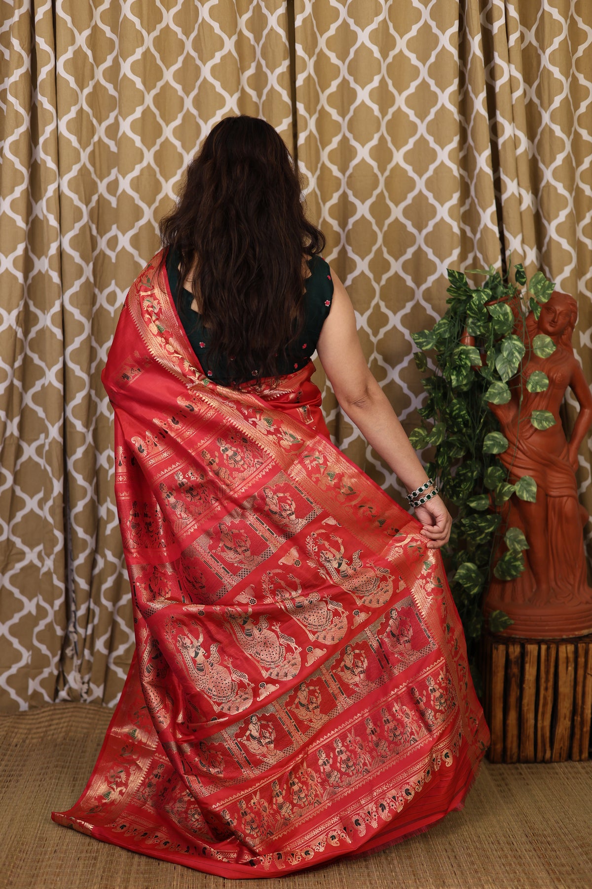 Rani Pink Baluchari Silk Saree - photo 4