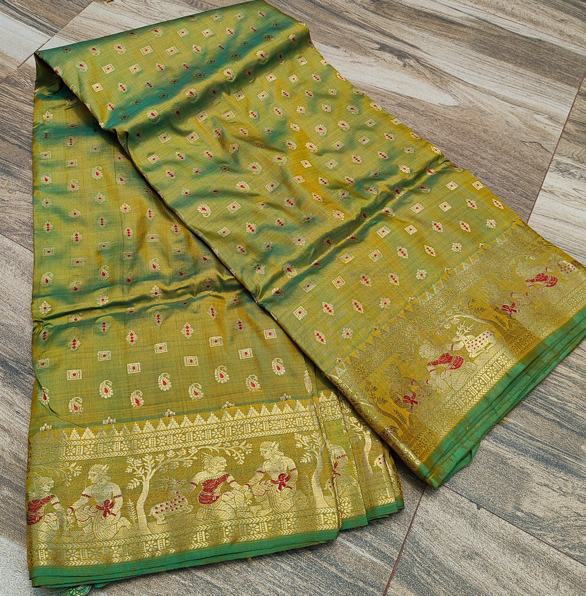 Mehendi Green Swarnachari Silk Saree - photo 5
